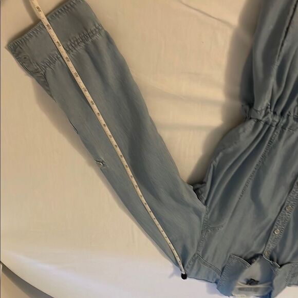 Light Denim colored Shirtdress, tie waist, long sleeved, side pockets - Picture 7 of 16